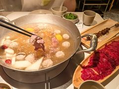 -左庭右院鲜牛肉火锅(金山万达店)