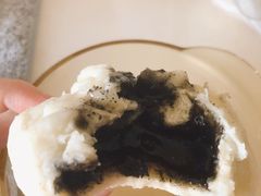 黑芝麻包-老陶包子铺(南大西南村店)