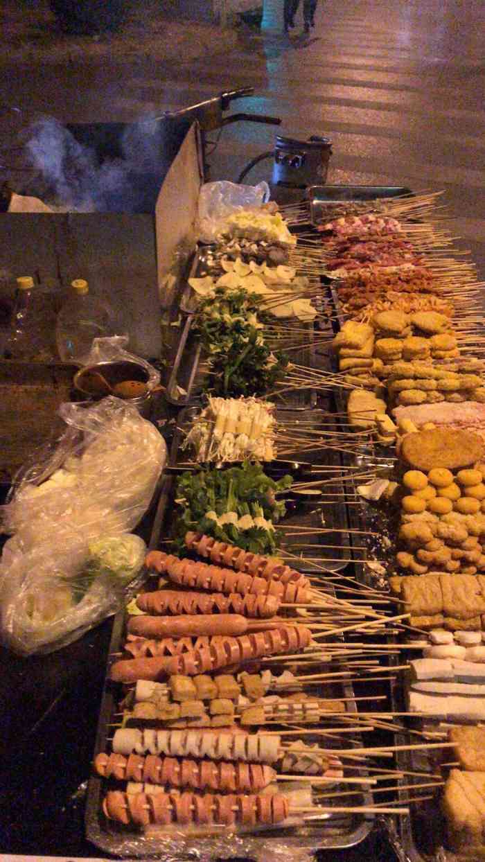 串串铁板烧-"谁建的点评啊?想问下具体位置?现在还有么.