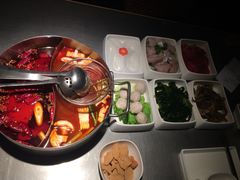 -牛德亨臻牛潮汕火锅(万邦时代店)