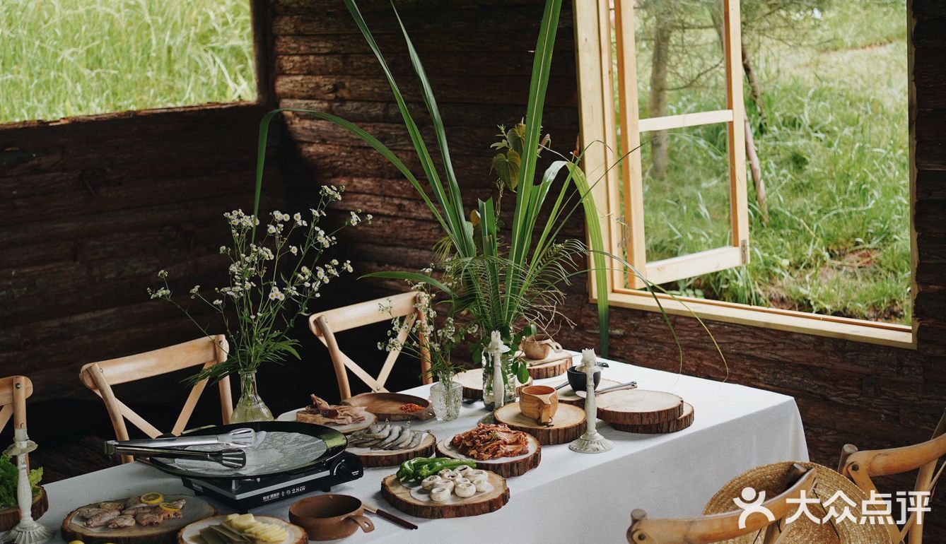 成都有个小北欧🌲这是羊圈改造的木屋餐厅