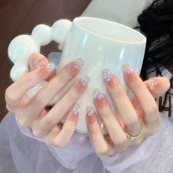 -悦指间美甲美睫