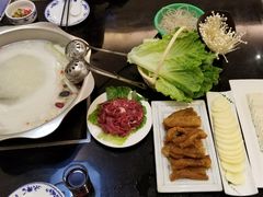 -小叫驴养生驴肉火锅(龙游店)