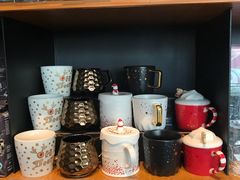 零售区-星巴克(洛阳中州路王府井店)