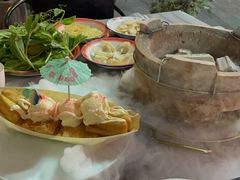 -郭婆婆疯子鸡·土货江湖菜馆
