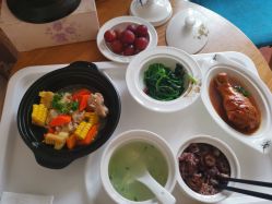 -菁幼月子会所(儿童医院店)