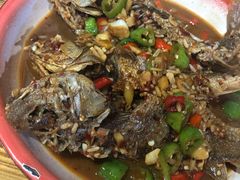 红烧小黄鱼-老三样·美食研究中心(世贸路店)