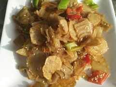 -天天向上素食餐厅(五台山店)