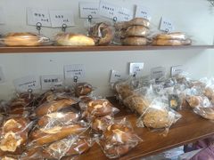 -雀食面包店(钟楼店)
