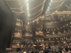 -交通银行前滩31演艺中心