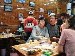 大堂-清真.德枭炕肉店.青海菜(大新街夜市店)