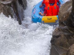 -虎啸峡漂流