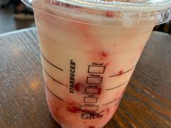 -星巴克臻选(盐城金鹰聚龙湖店)