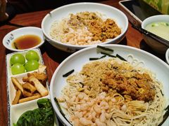 -裕兴记•蟹黄面馆(人民广场店)