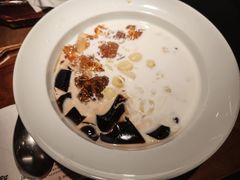 -RUXU入续糖水铺与包(卓悦中心店)