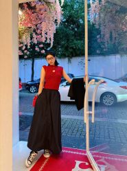 -SALON DE VANHADA