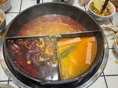 -热火朝天鲜切牛肉火锅(南强街巷店)