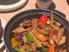 -缘生态云南菜·野生菌庭院餐厅(华侨城店)
