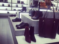 -CHARLES&KEITH(1234space店)