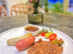 德国香肠拼牛扒-百草堂餐厅