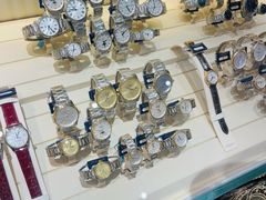 -亨得利钟表商店