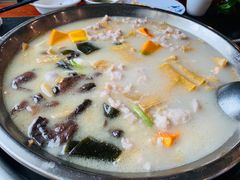 -老来福·非遗酸汤兔(凯旋路店)