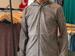 -lululemon(比斯特购物村店)