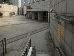 -东方体育中心(地铁站)