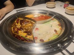 -老房老舍重庆火锅(假日城市店)