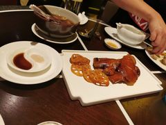 金沙脆皮鸡-杭州西子湖四季酒店·金沙厅