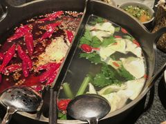 -三出山火锅(南京万象天地店)