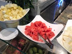 -飨食汇全日制餐厅·昆山皇冠假日酒店(九方店)