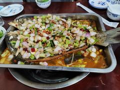 -丹水桥地锅鱼·翘嘴鲌·地方特色全鱼宴(丹江口大坝店)