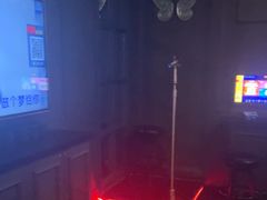 -范特西FANTASY量贩式KTV(民主广场店)