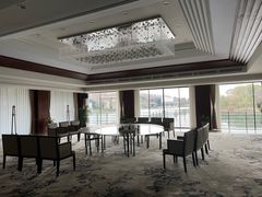 -上海怡沁园度假酒店