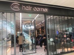 -HAIR CORNER