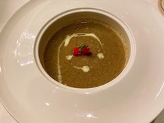 -龙虾酒吧扒房(宁波香格里拉店)