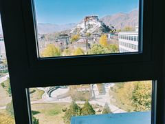 -平措康桑·和牛自助观景餐厅(布达拉宫店)