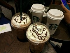 -星巴克臻选(南京金茂览秀城店)