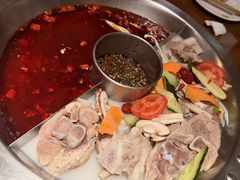 -佬土鹅肠火锅(解放路店)