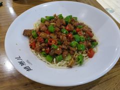 战斗鸡拌面-赵崽儿川式面品(金桥国际店)