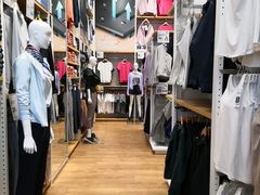 -优衣库(深圳万象天地旗舰店)