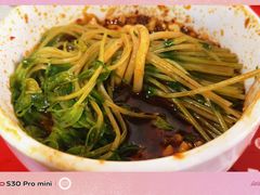 -牛华八婆麻辣烫(起源店)