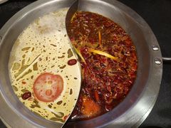 -沸炉重庆老火锅(军事博物馆店)