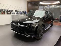 -杭州中升之星奔驰4S店(滨江店)