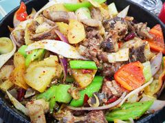 -撒拉人家.酸菜牦牛肉火锅