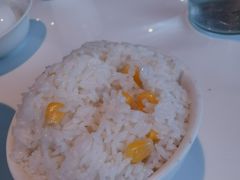 -红樱桃·欢乐餐厅(太原里店)