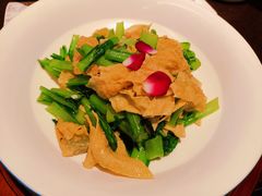 -皇冠明珠鱼翅楼(水上公园店)