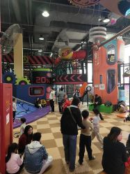 -欧酷世界动力星球(王府井奥莱UP TOWN店)