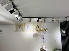 -bobo高端证件照工作室(三元桥店)